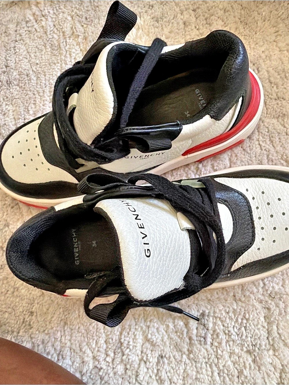 Givenchy Yard Court Sneakers Color Block Sneakers White & Black